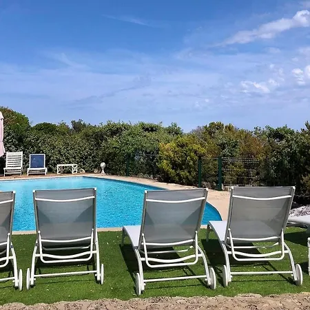 Bleu Comme Toit 3425 *